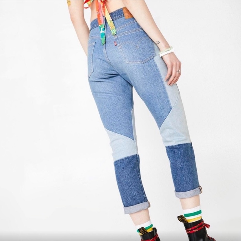 Levi's Women's Skinny Jeans - Light and Dark Blue - Picture 3 of 7